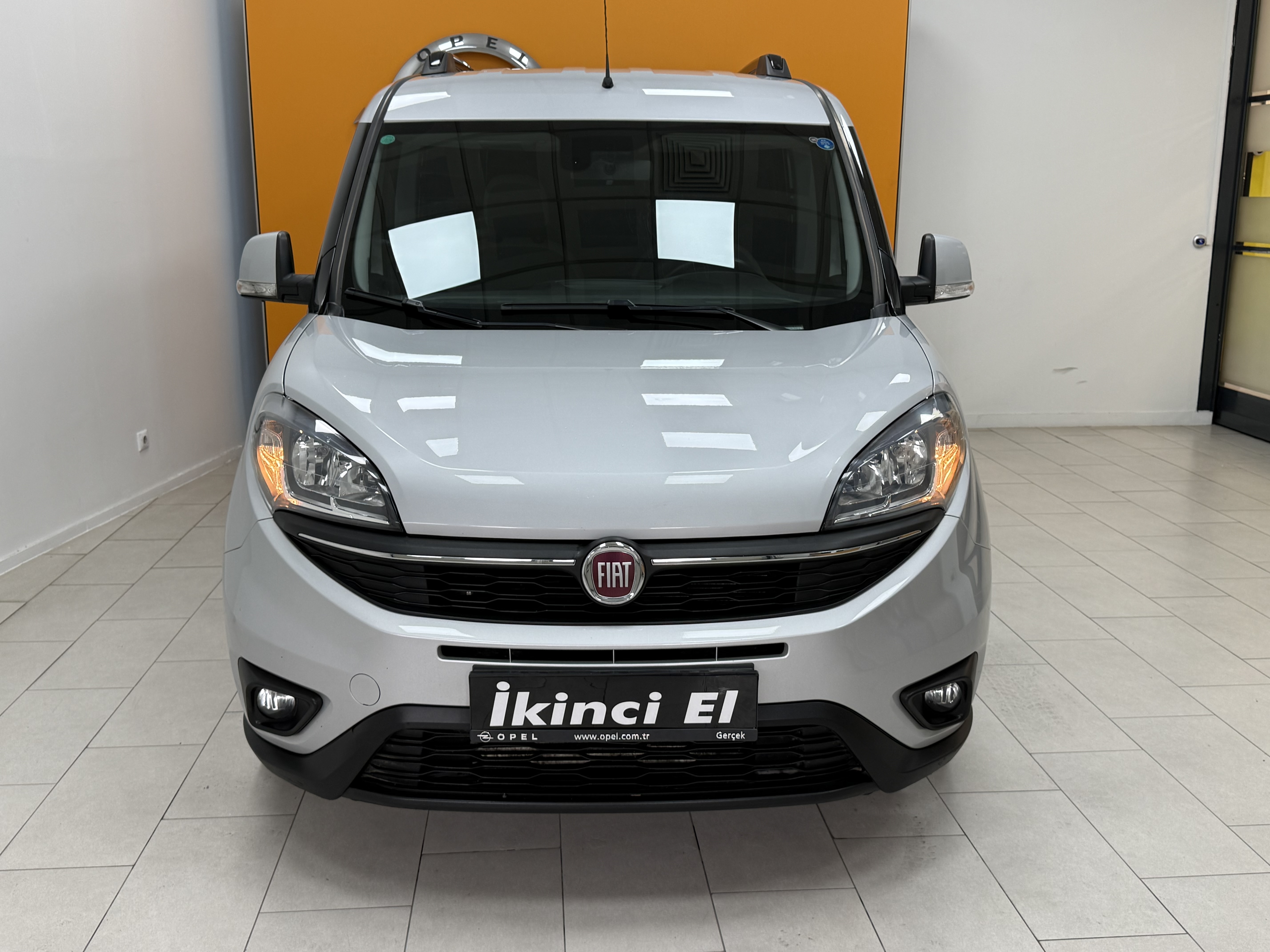  2021 DobloCombi 1.6MJet PremioP 85.860 Km