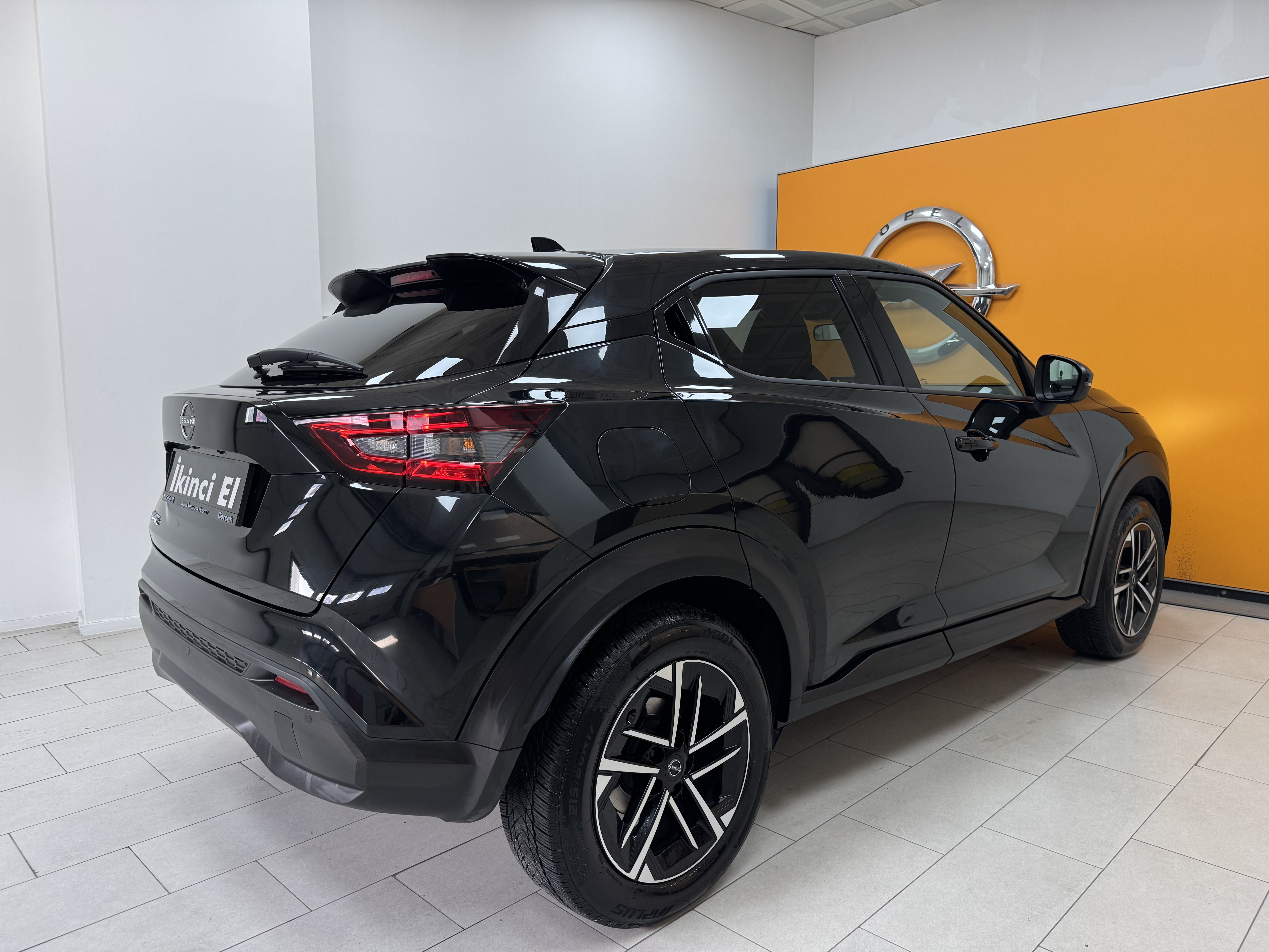 2025 Juke 1.0 DIG-T Platinum 37.628 Km