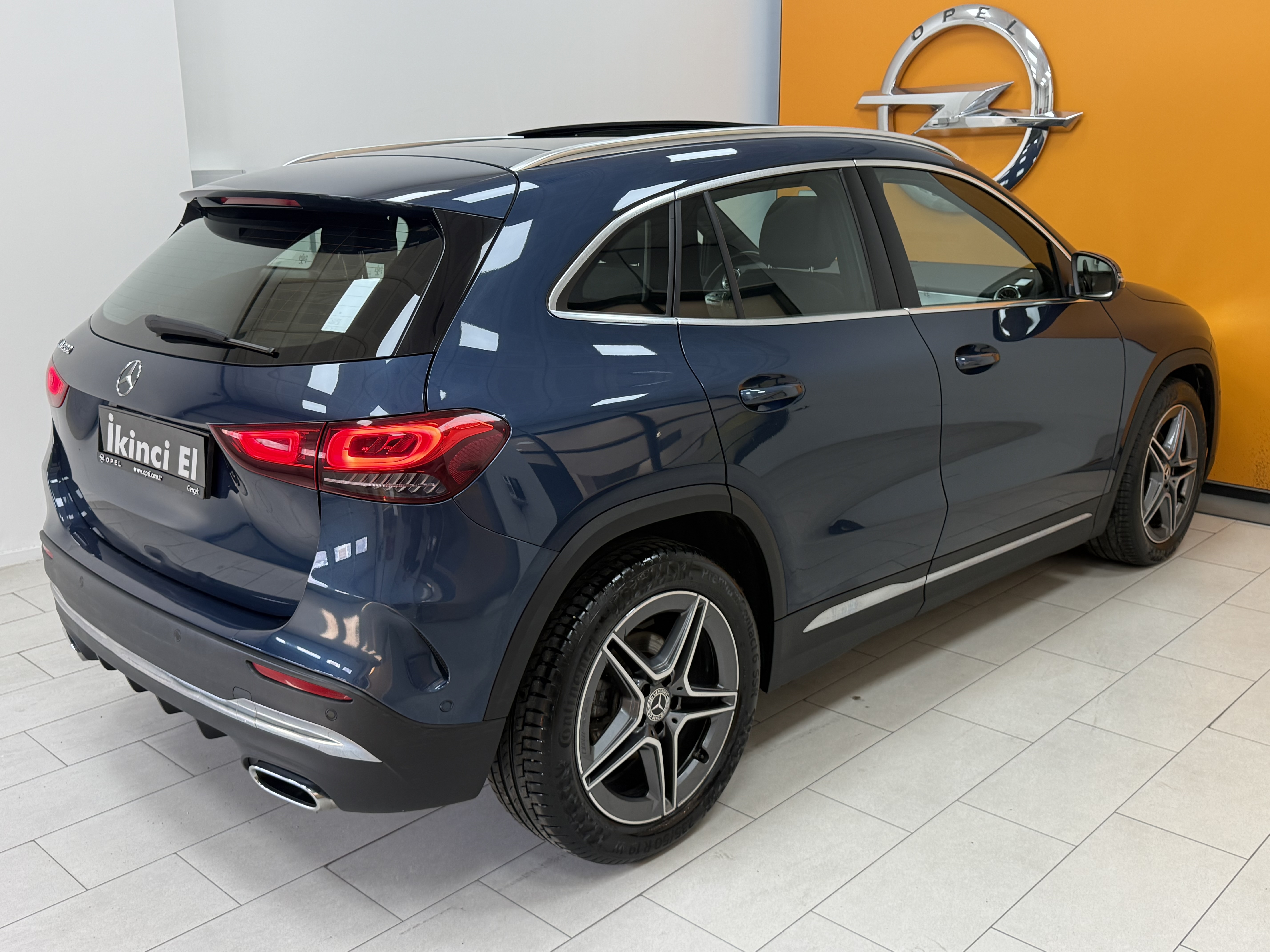  2021 GLA 200 AMG 82.485 Km 
