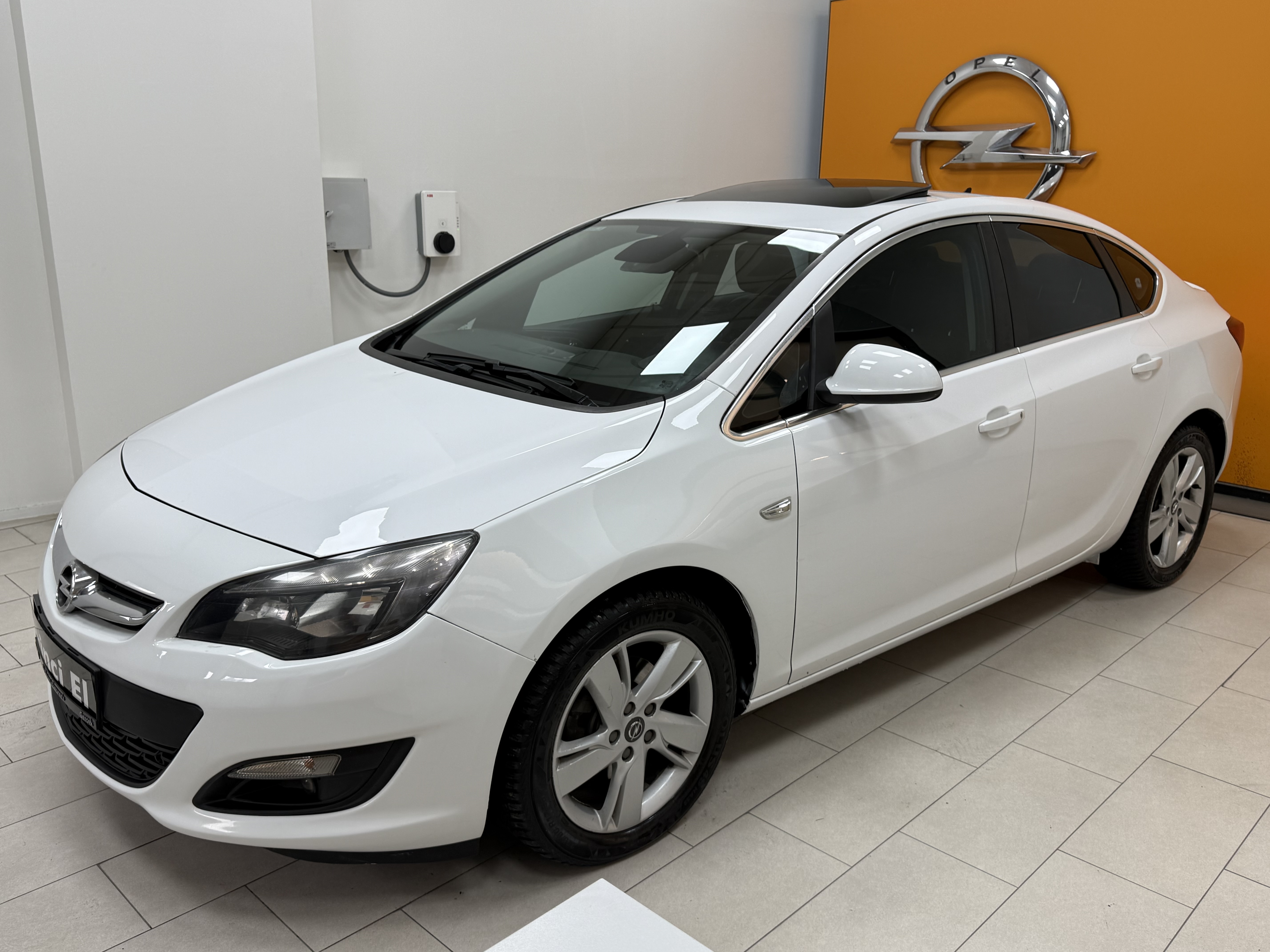 2014 Astra 1.6 CDTI Sport+Sunroof 163.326 Km
