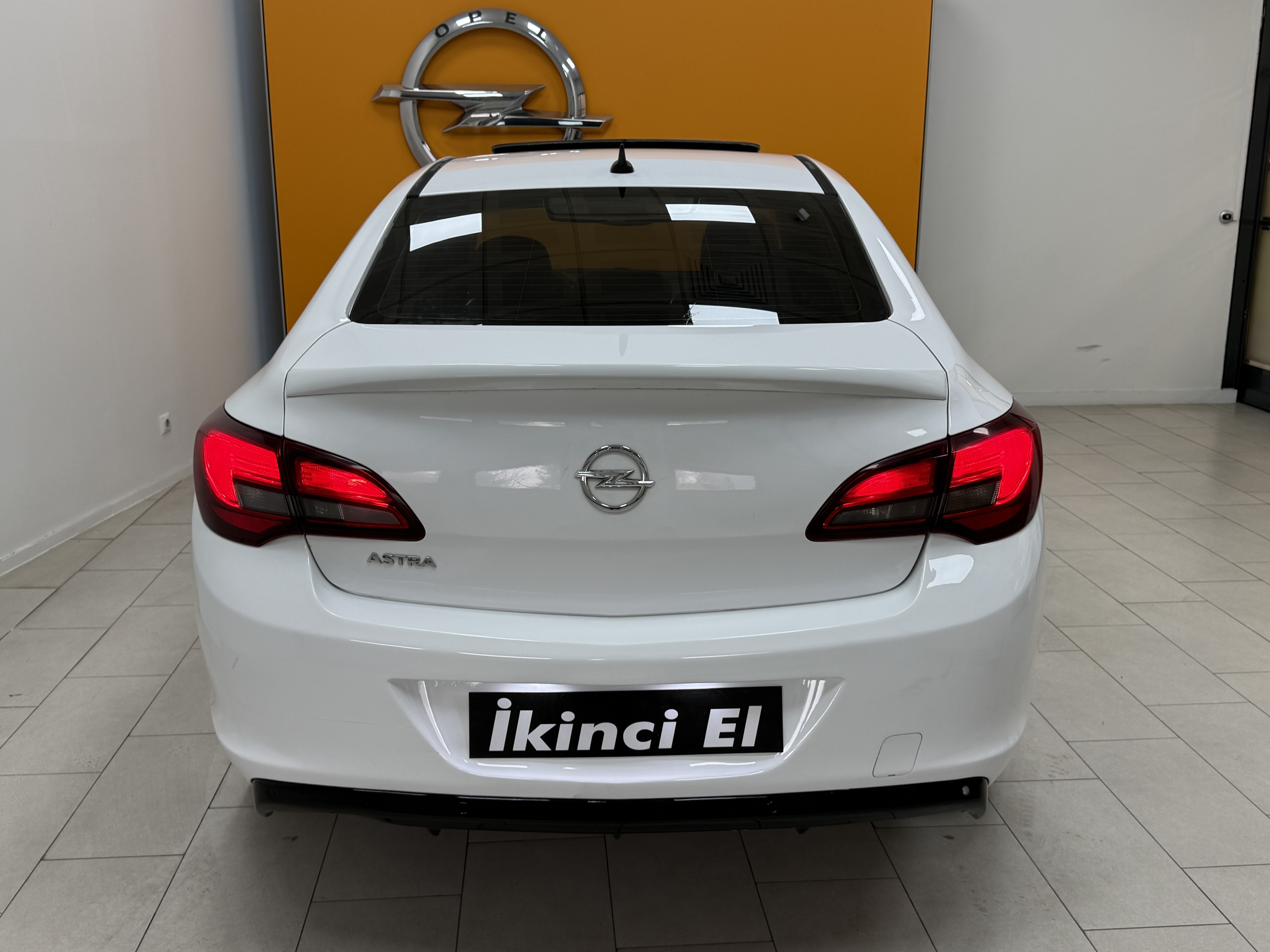 2014 Astra 1.6 CDTI Sport+Sunroof 163.326 Km