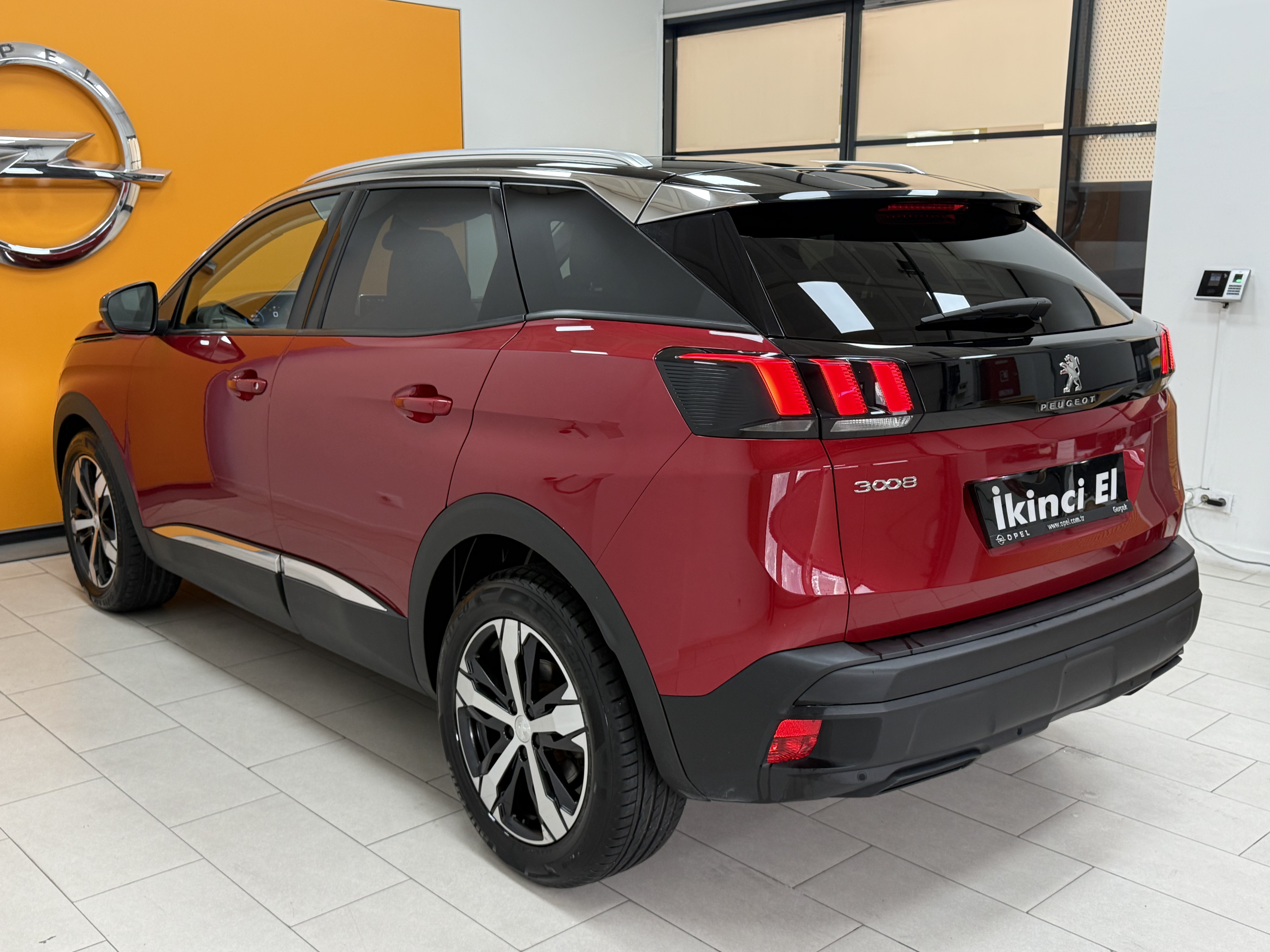 2022 3008 1.5 BlueHDi Allure 98.102 Km