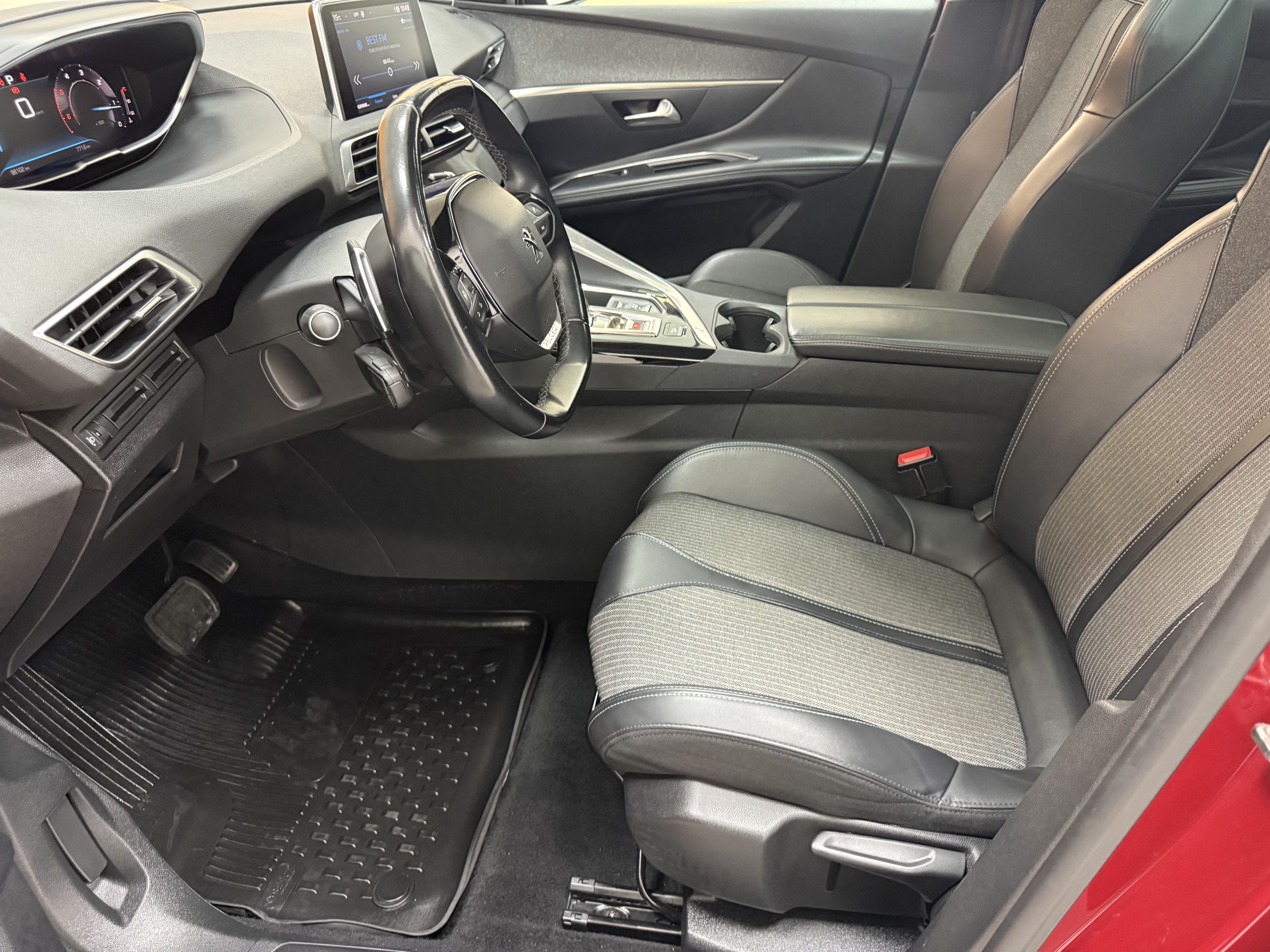 2022 3008 1.5 BlueHDi Allure 98.102 Km