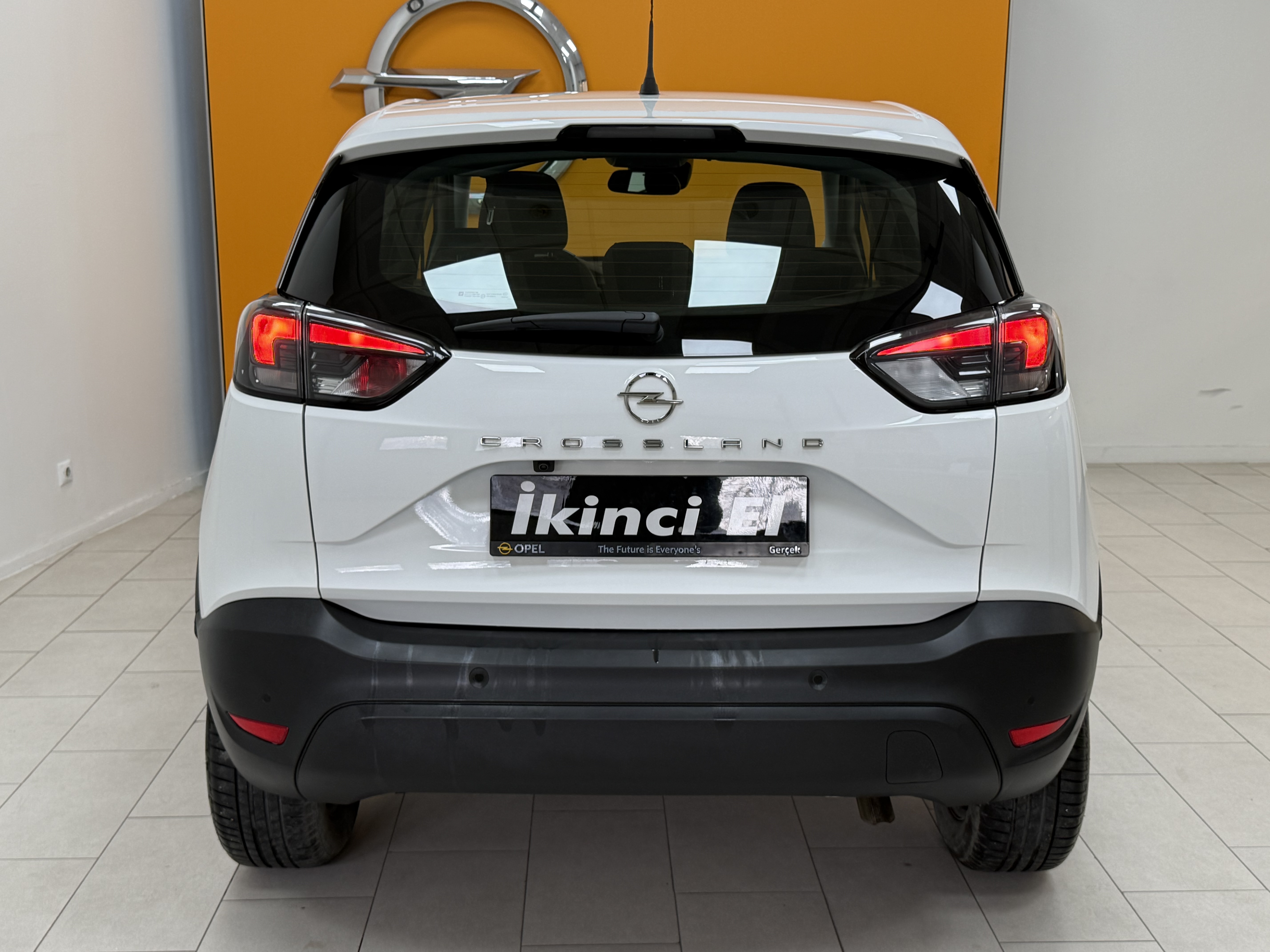 2023 Crossland 1.2 T Essential 27.308 Km Boyasız