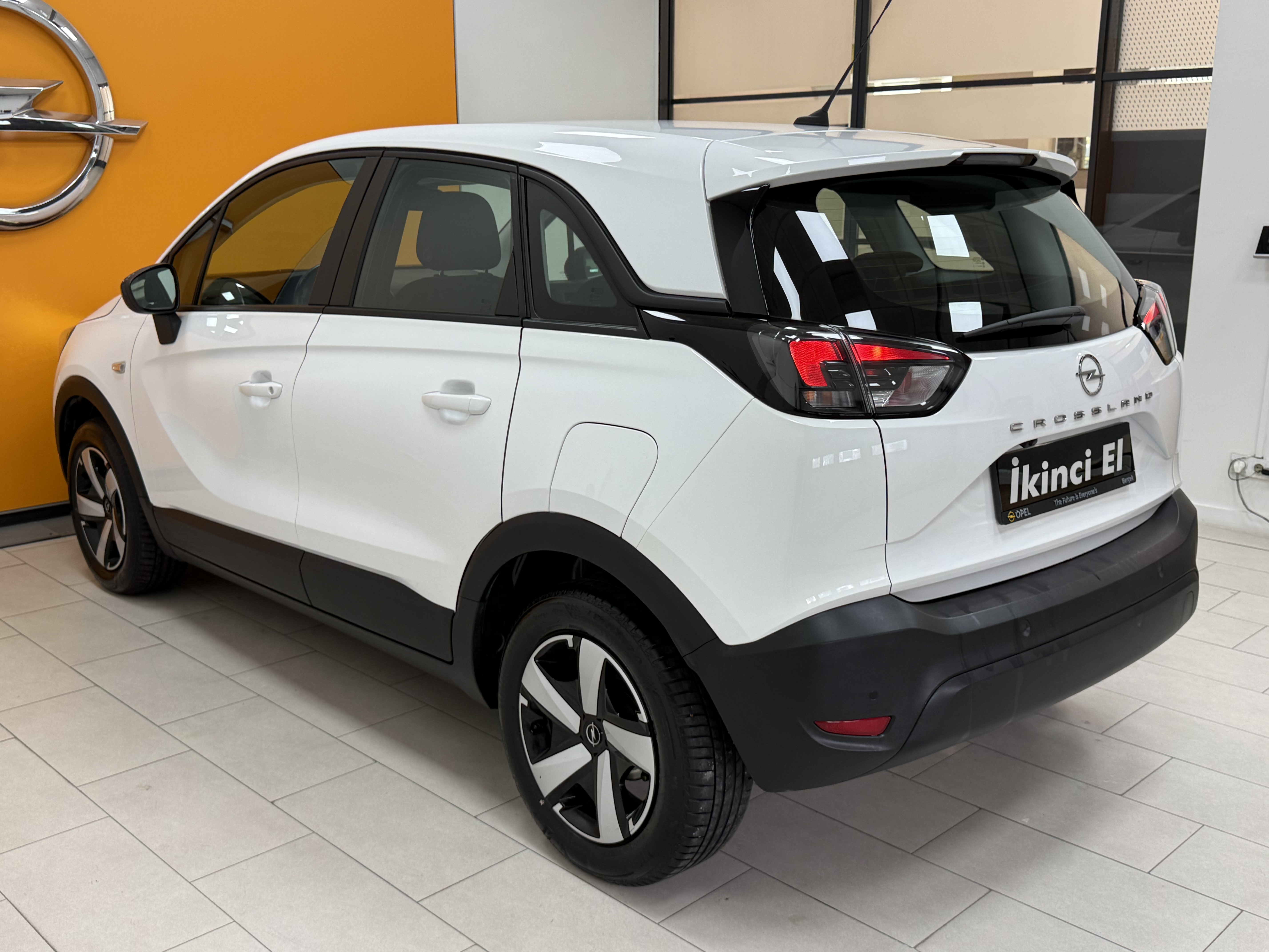 2023 Crossland 1.2 T Essential 27.308 Km Boyasız