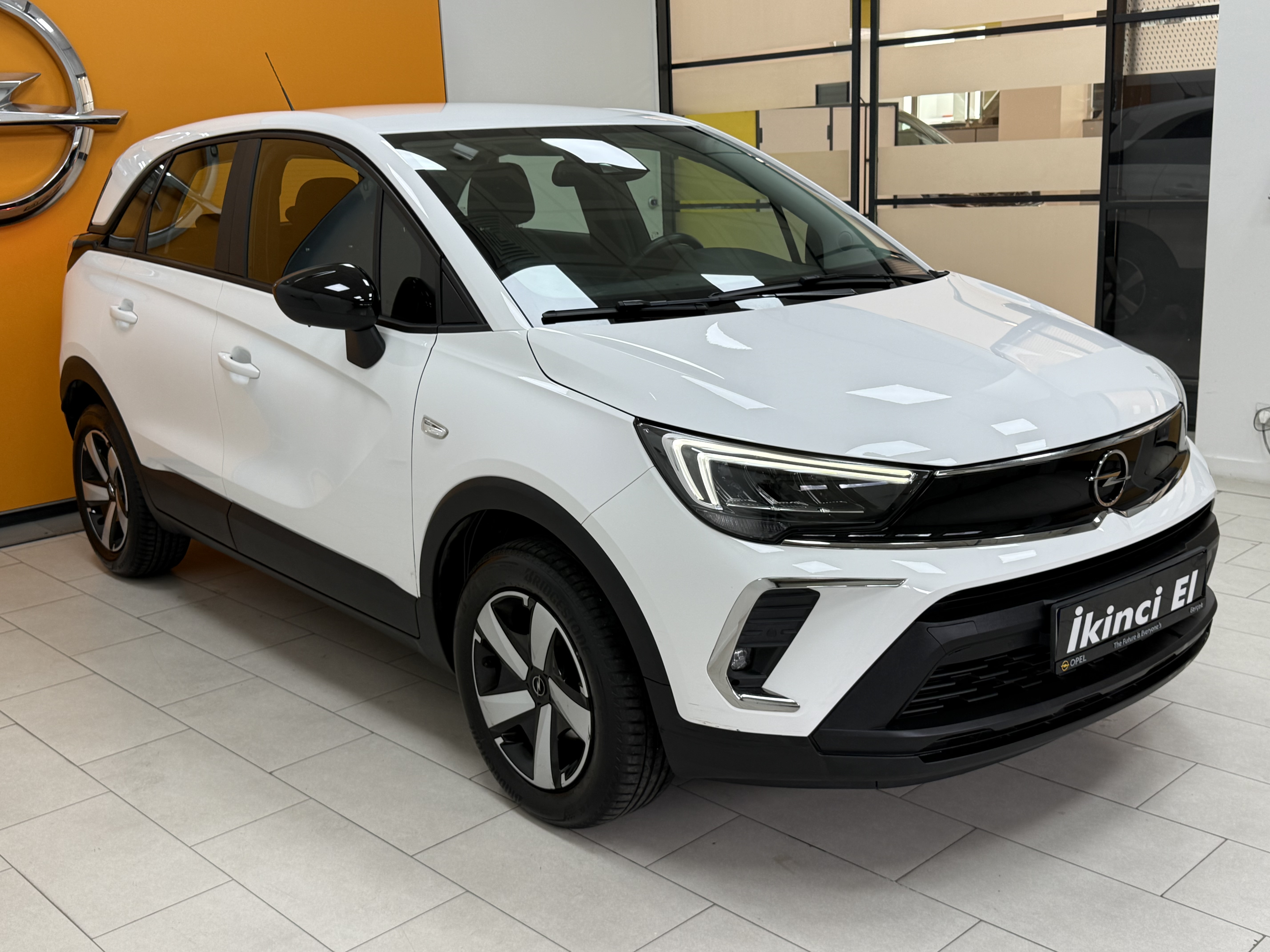 2023 Crossland 1.2 T Essential 27.308 Km Boyasız