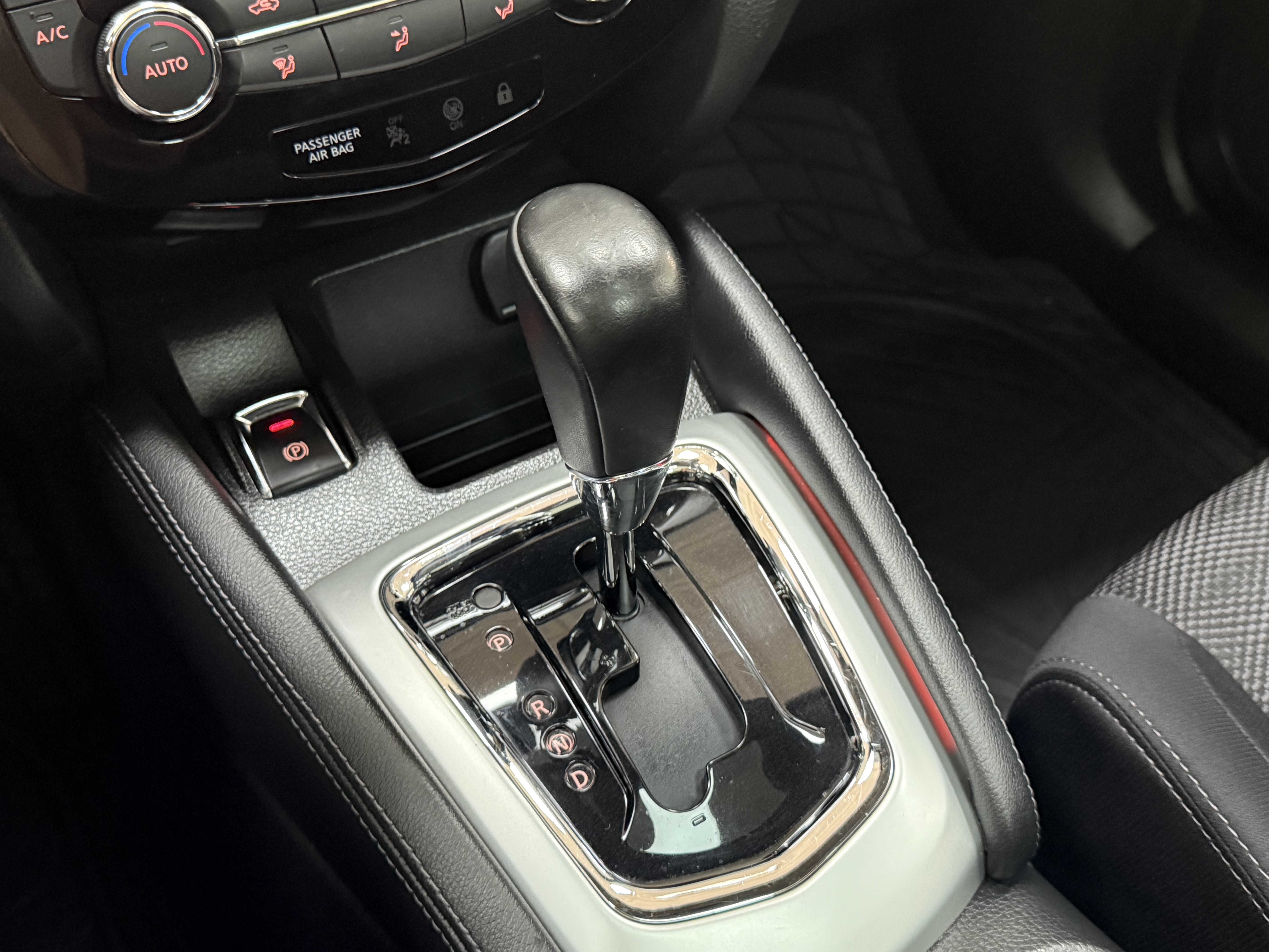 2016 Qashqai 1.2 DIG-T SkyPack 58.916 Km Boyasız