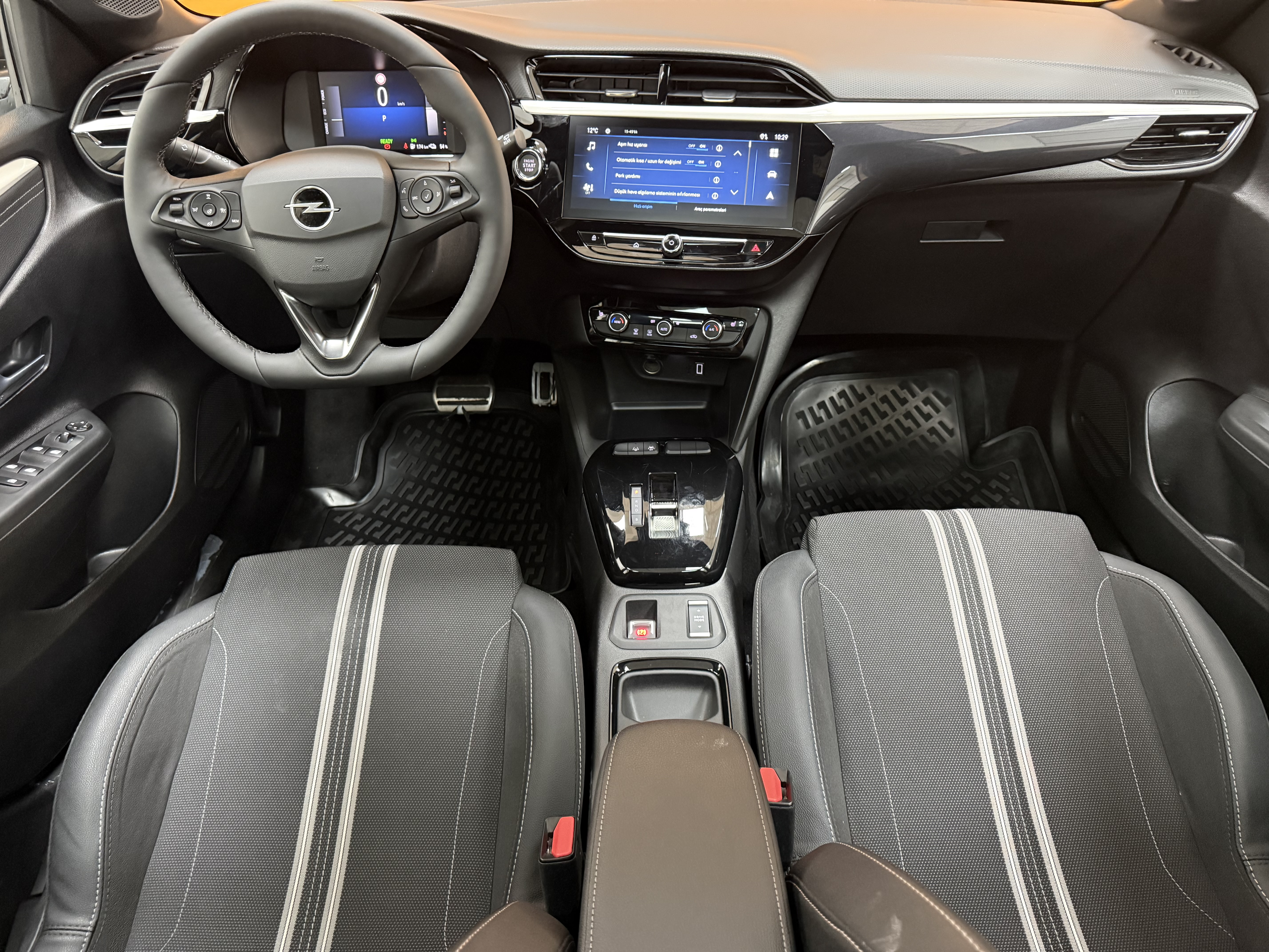  2025 Corsa E GS 11.167 Km Boyasız