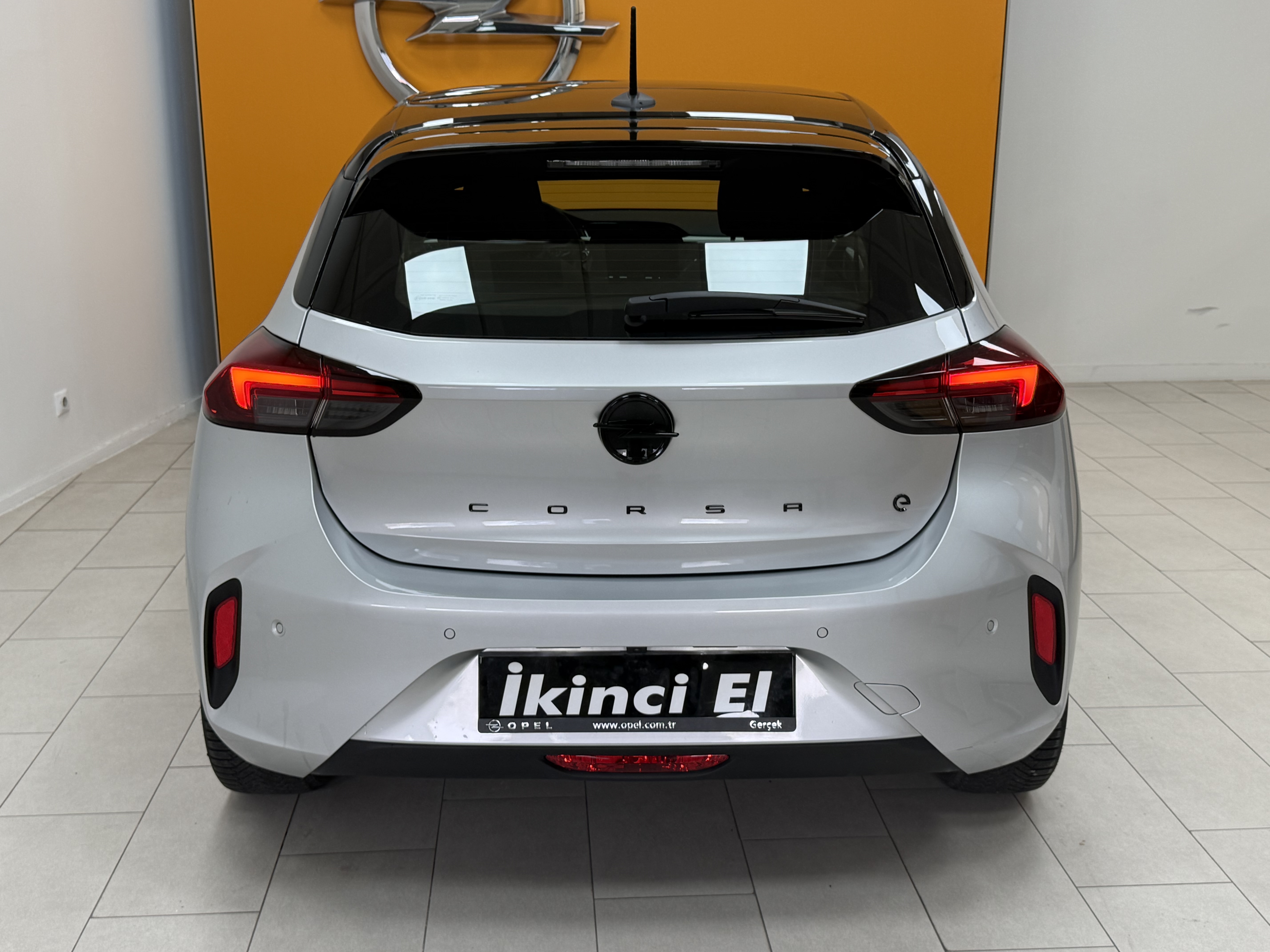  2025 Corsa E GS 11.167 Km Boyasız