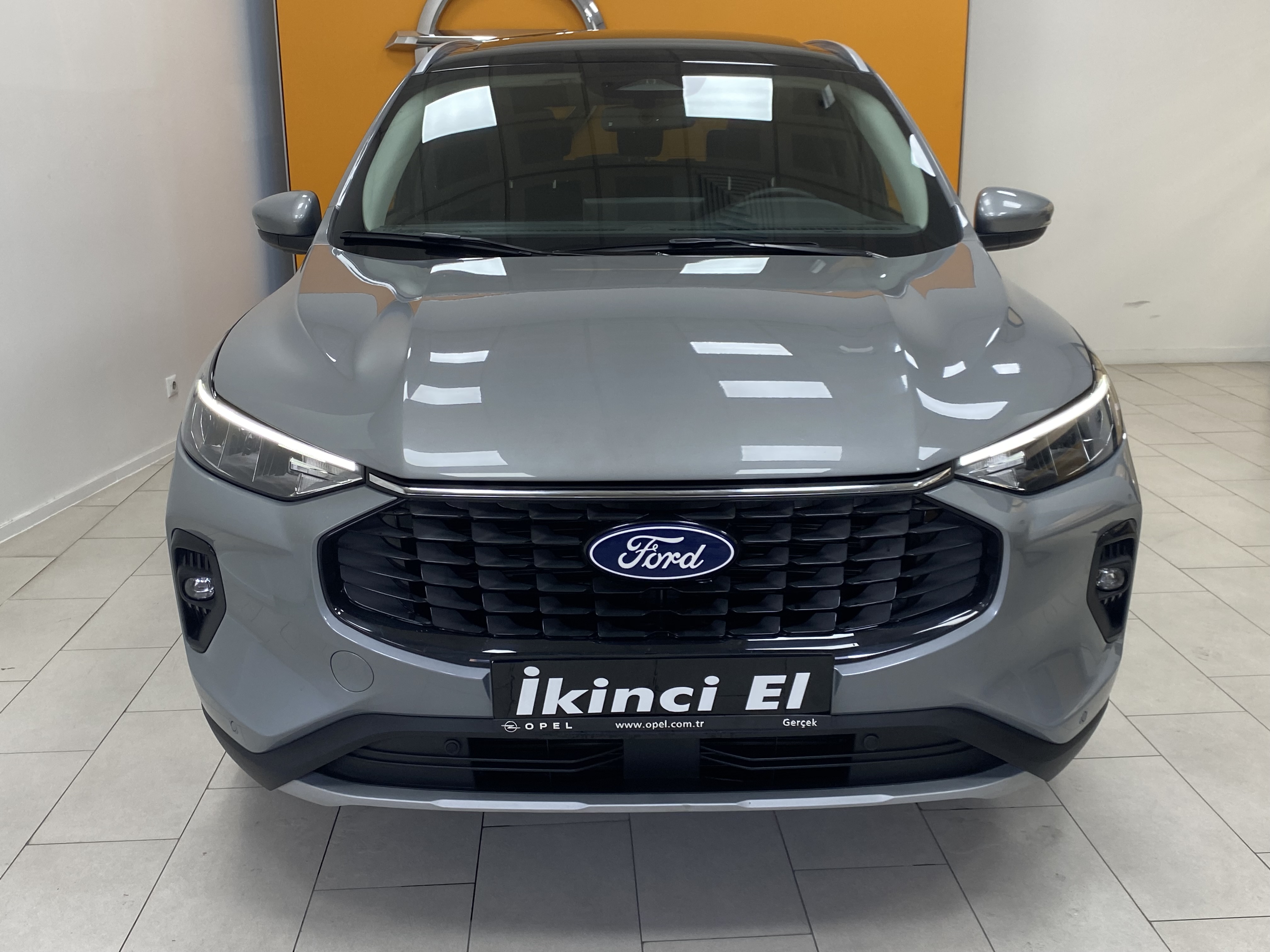 2024 Kuga 1.5 EcoBoost Titanium 54.920 Km Boyasız