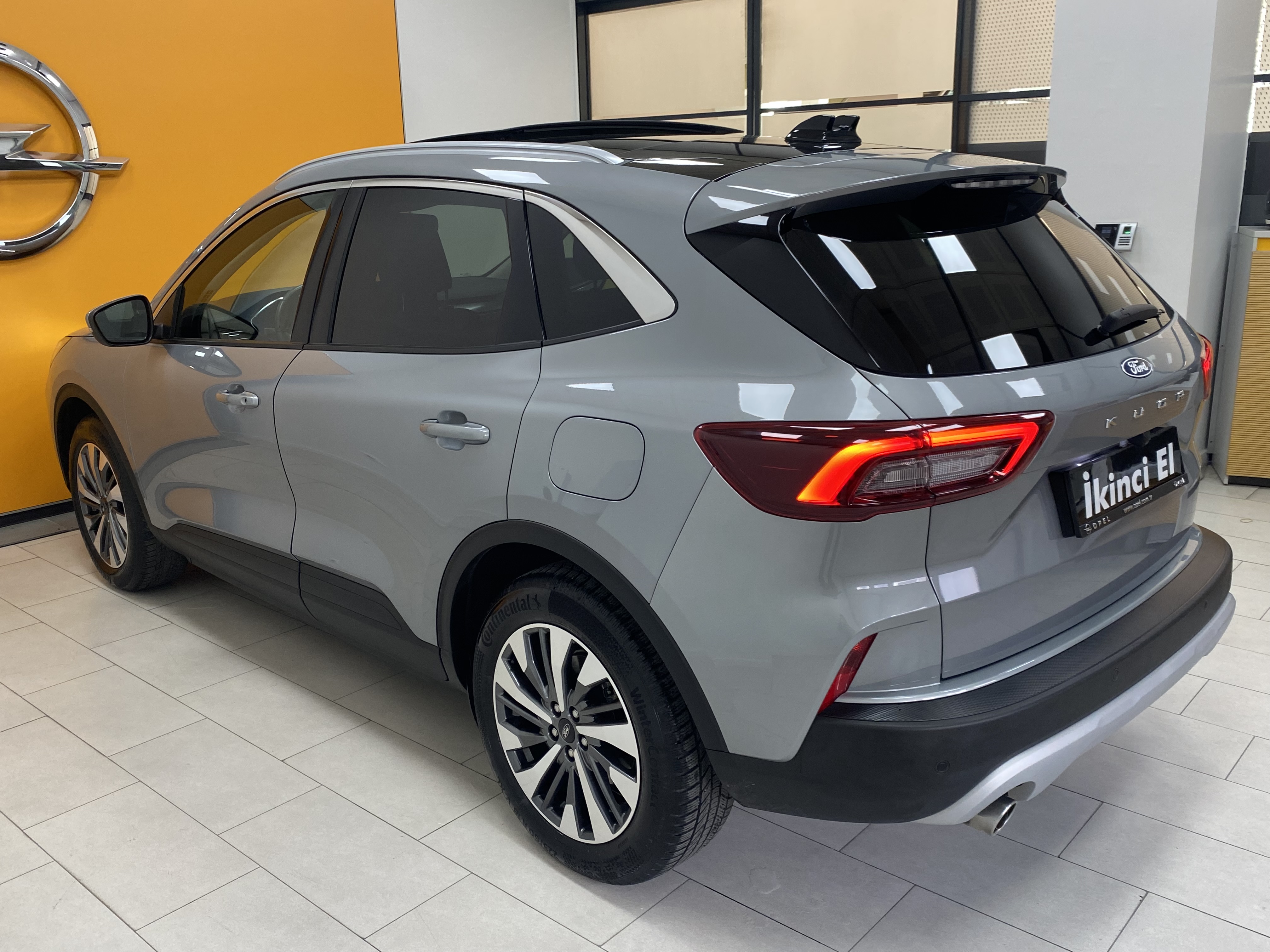 2024 Kuga 1.5 EcoBoost Titanium 54.920 Km Boyasız