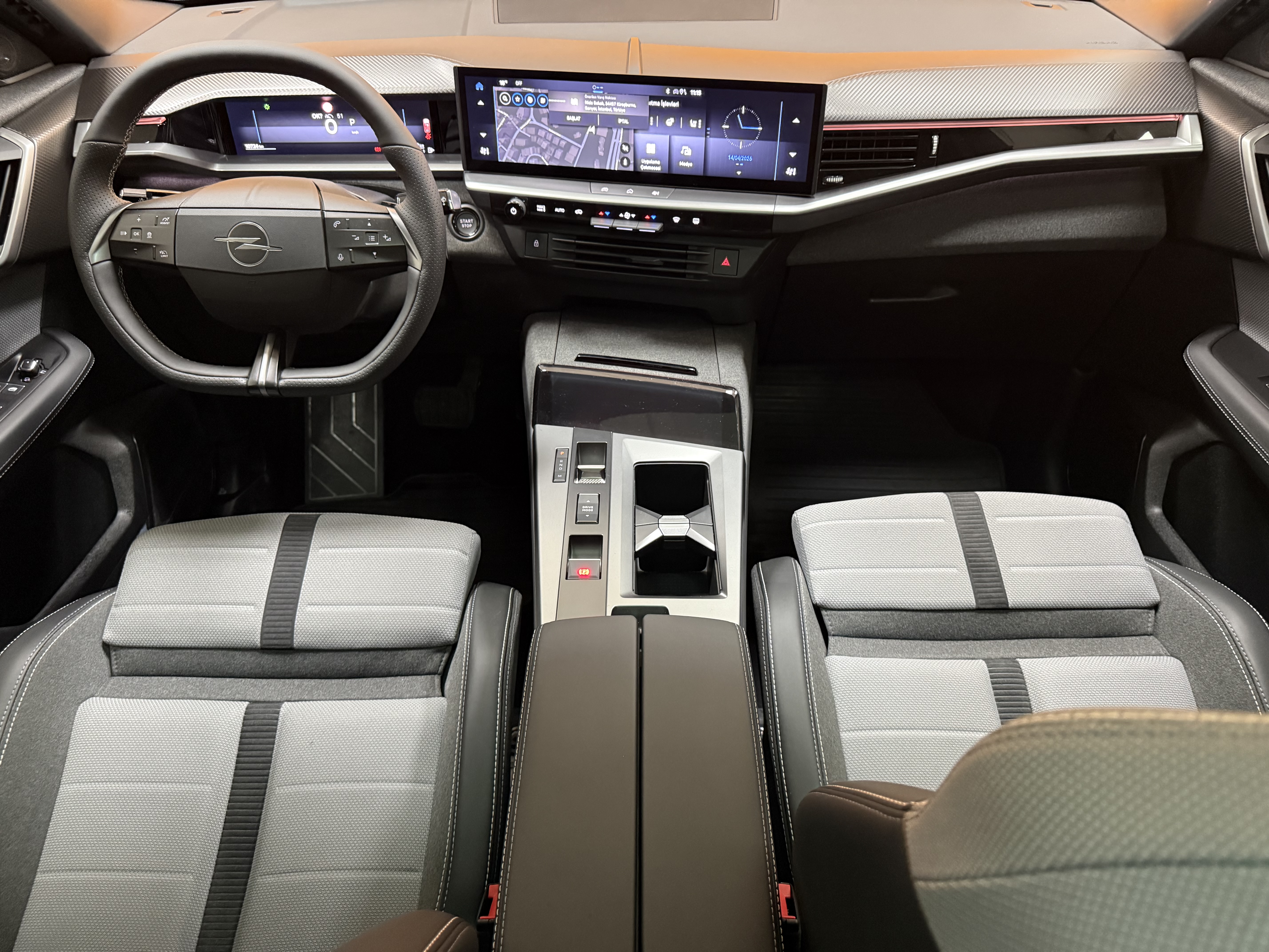 2025 Grandland 1.2 Hybrid GS+Teknoloji 10.724 Km