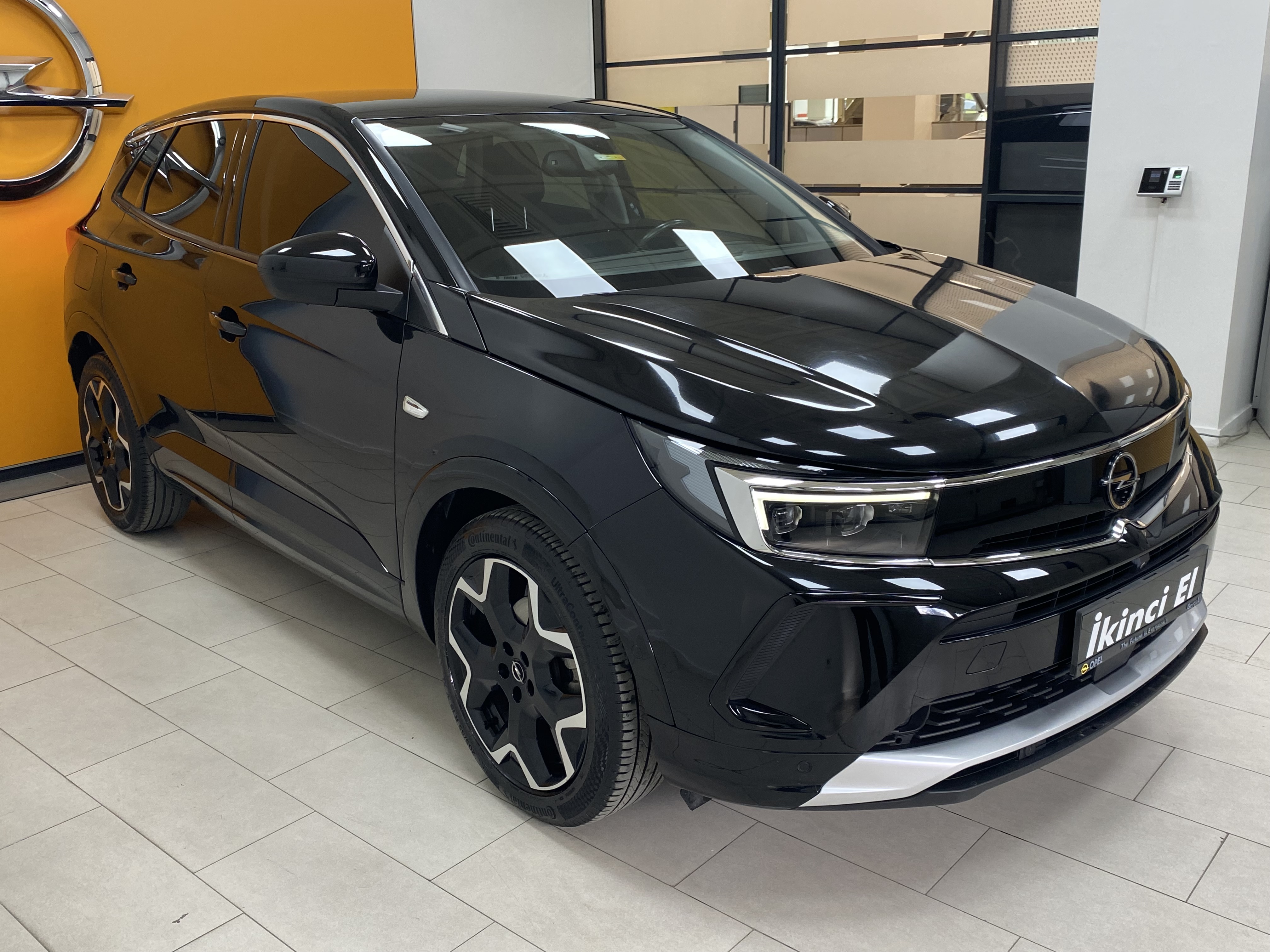 2023 Grandland 1.2 T UltimatePP 52.115 Km 