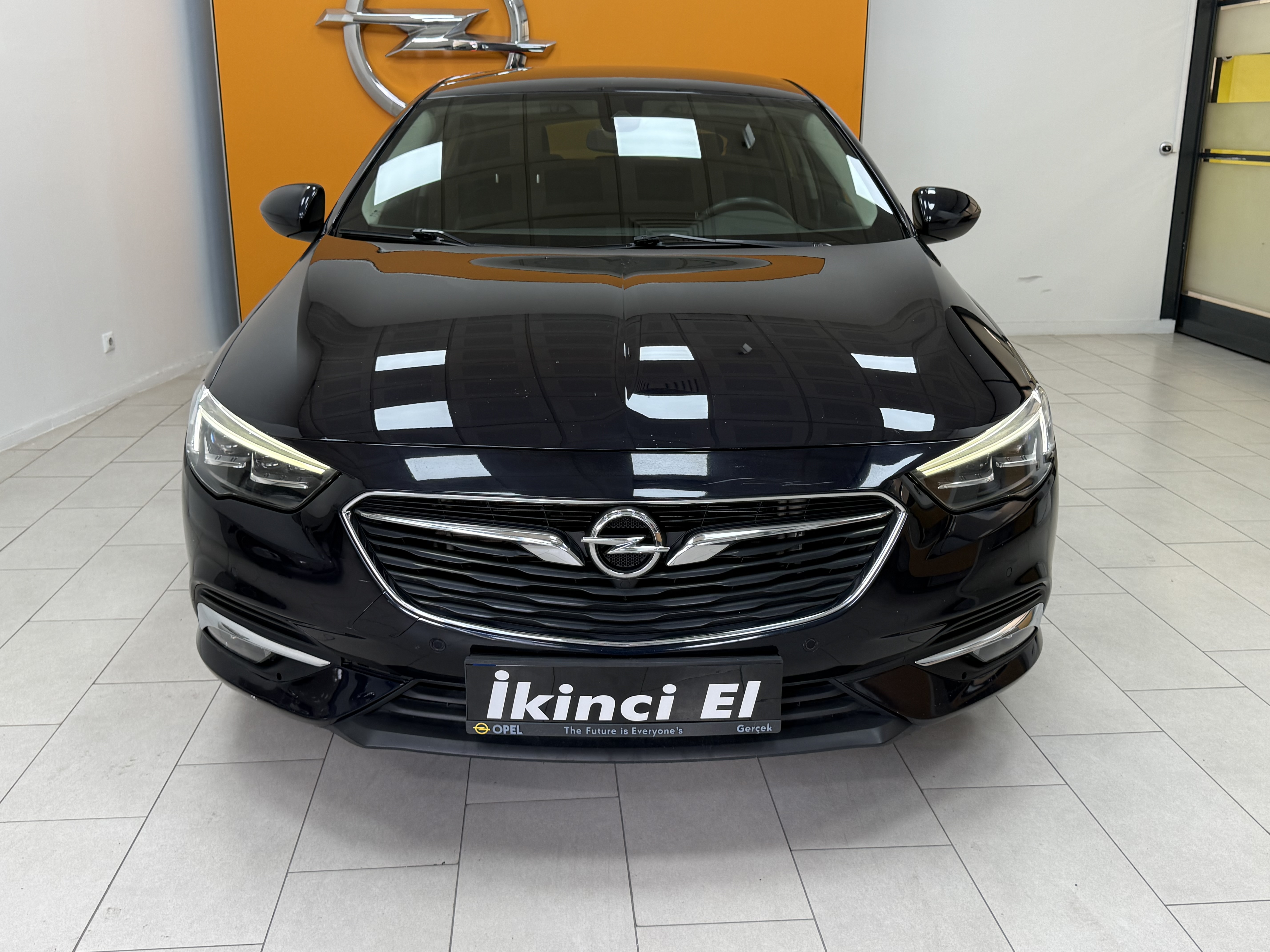  2018 Insignia 1.6 CDTI Excellence 154.853 Km