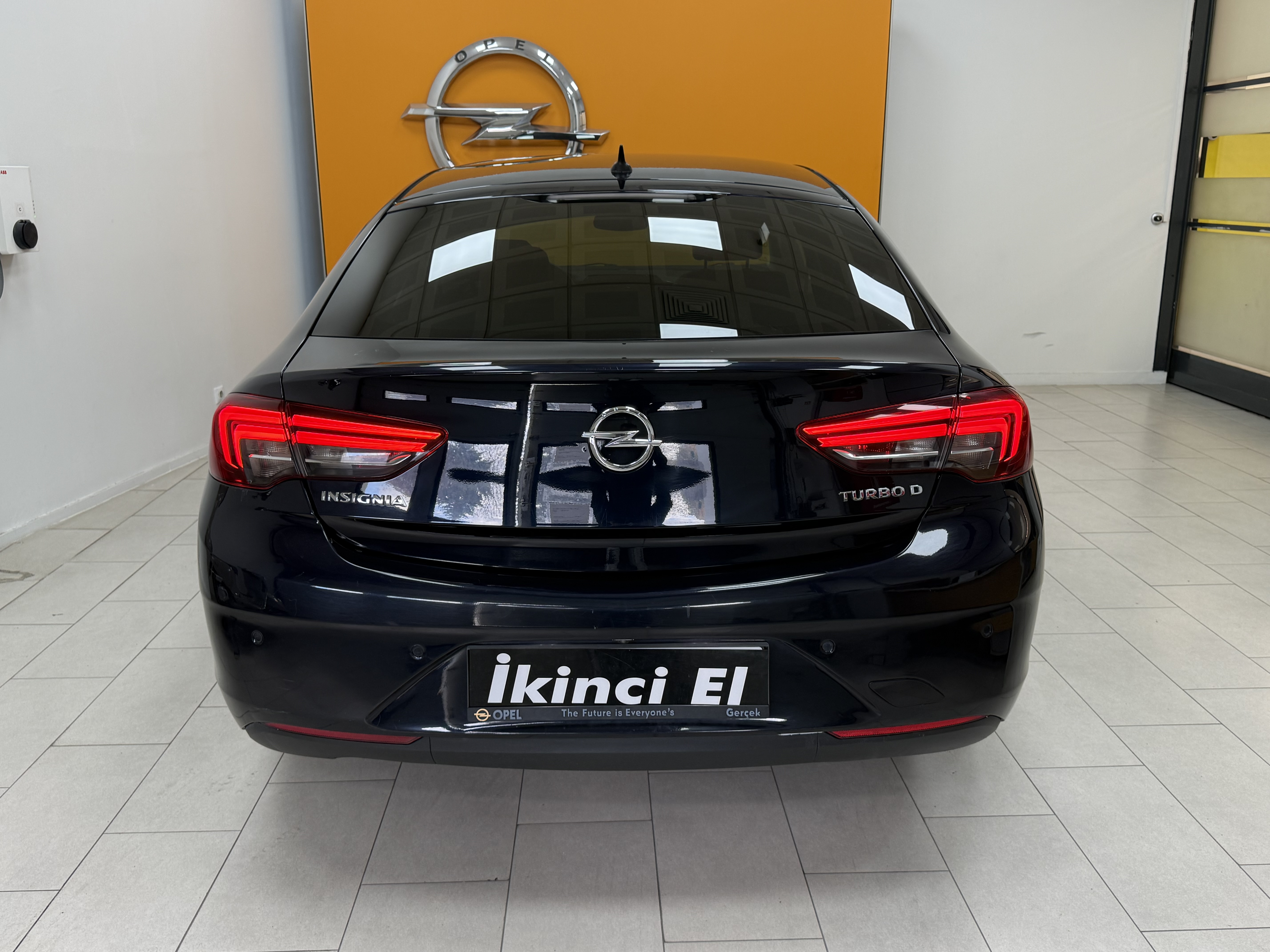  2018 Insignia 1.6 CDTI Excellence 154.853 Km