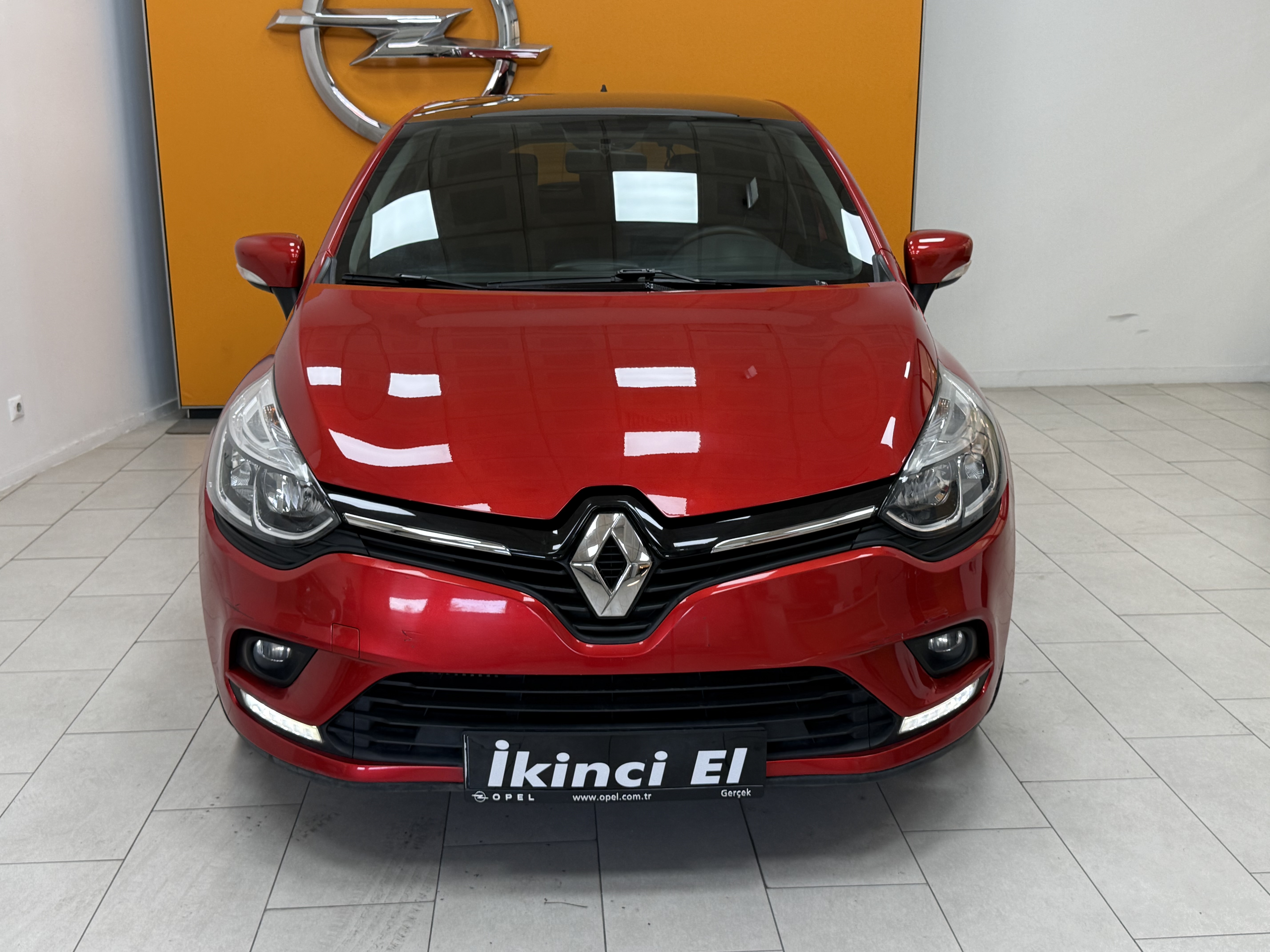 2019 Clio 0.9 TCe Touch+Cam Tavan 42.103 Km