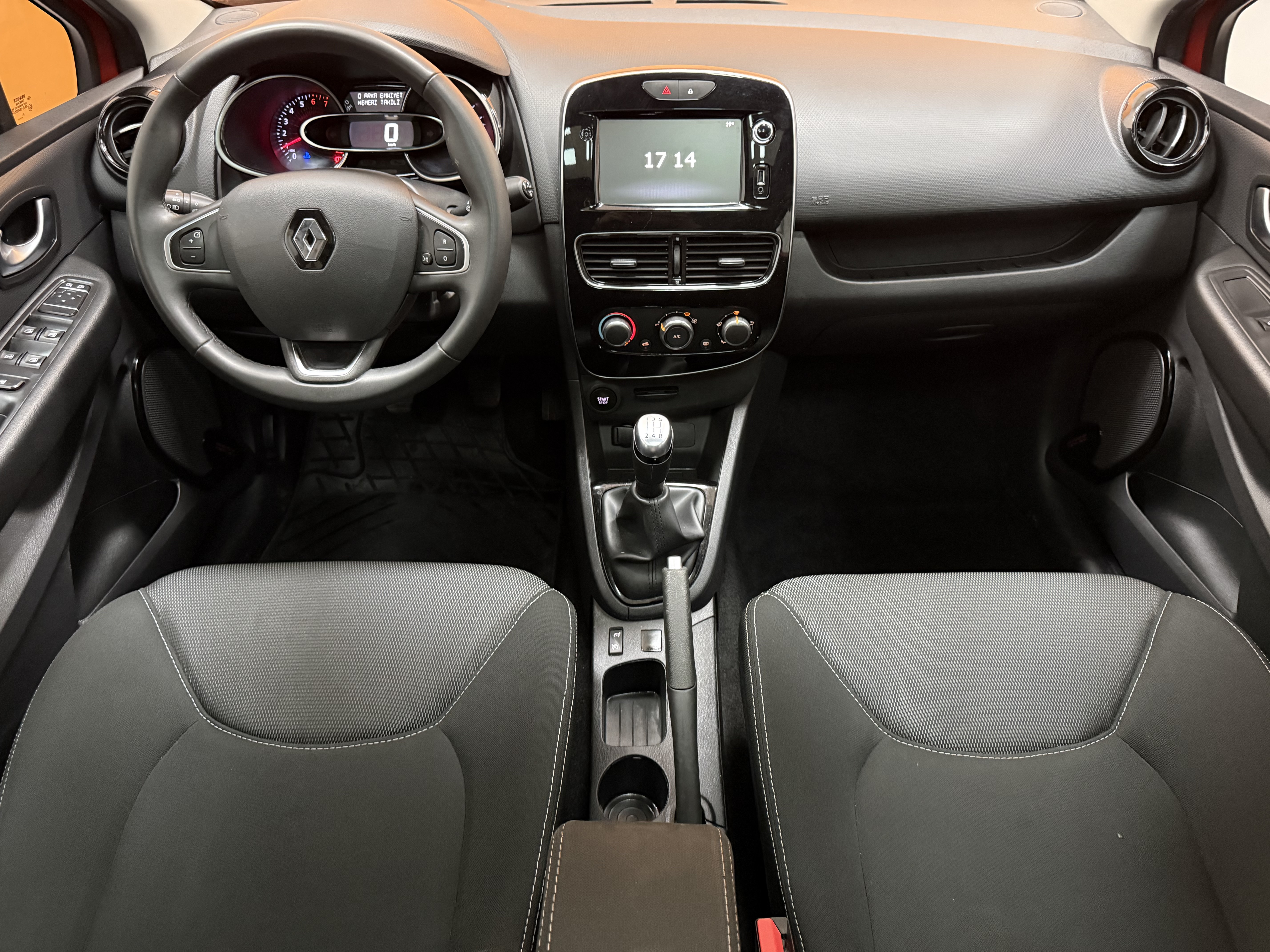 2019 Clio 0.9 TCe Touch+Cam Tavan 42.103 Km