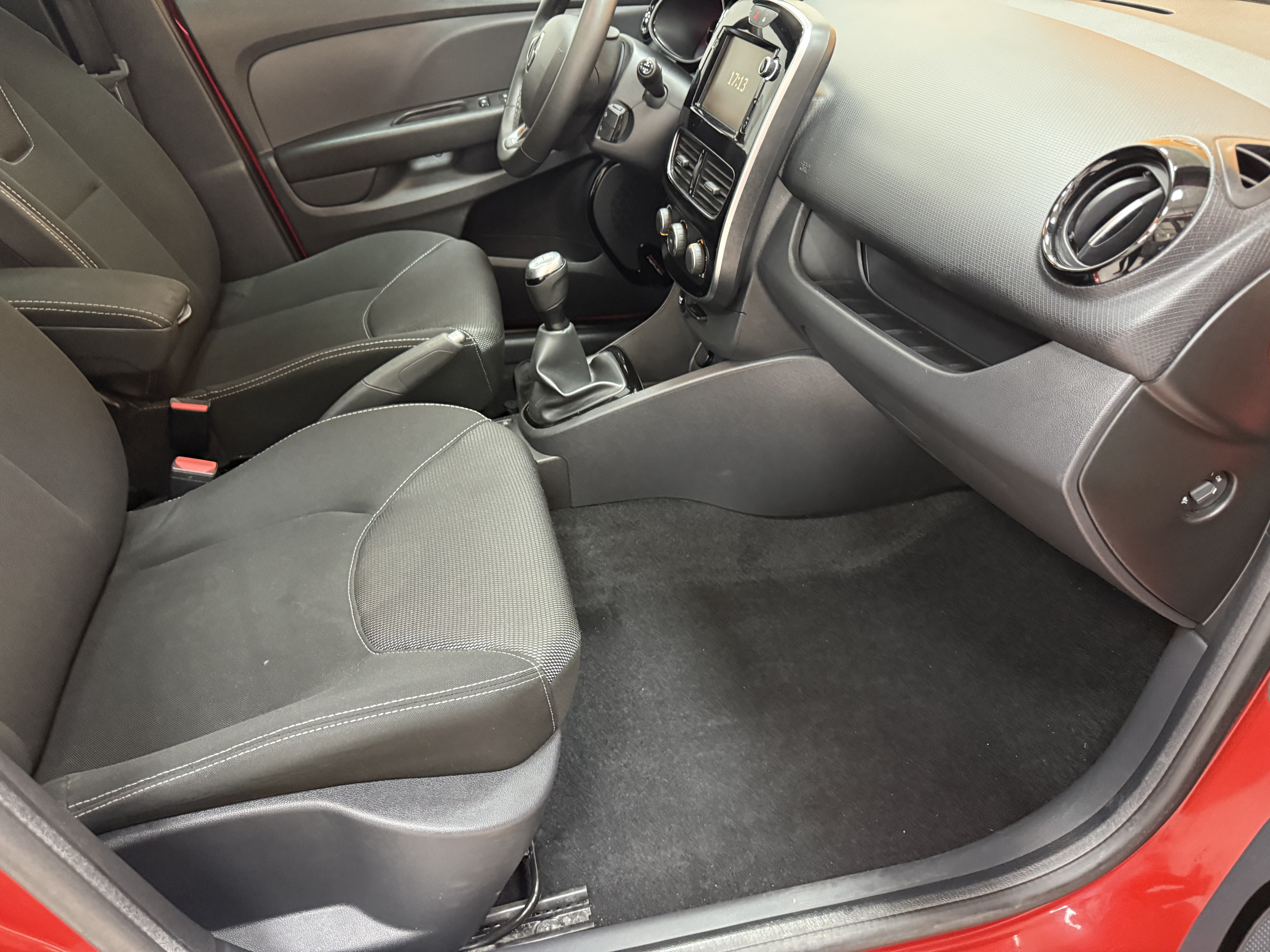 2019 Clio 0.9 TCe Touch+Cam Tavan 42.103 Km