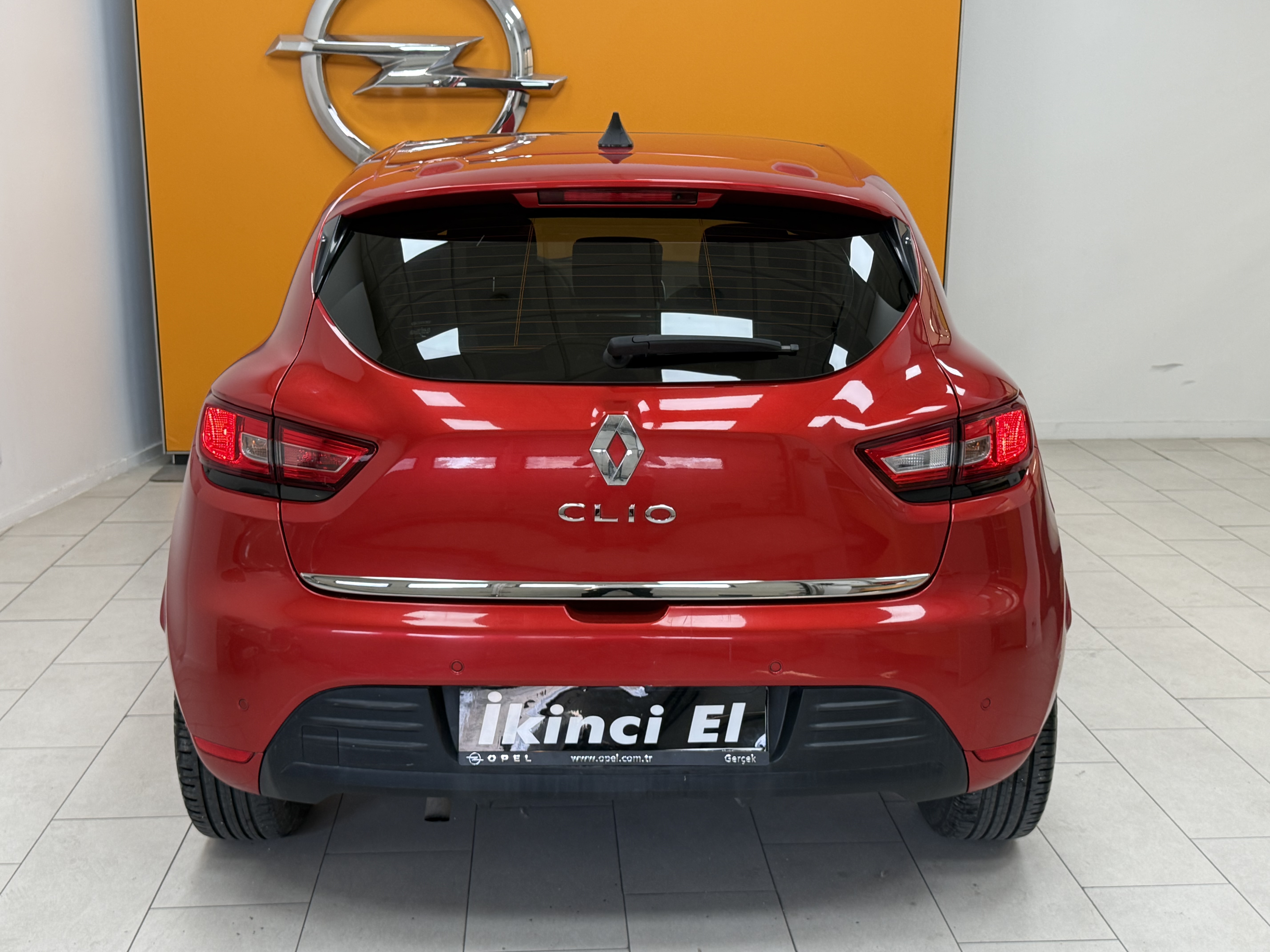 2019 Clio 0.9 TCe Touch+Cam Tavan 42.103 Km